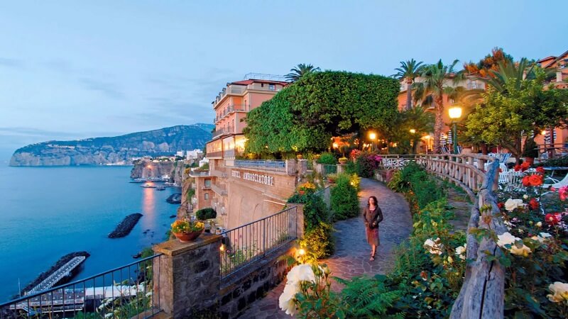 5 Fantastic Italy Honeymoon Destinations E Traveler Budget