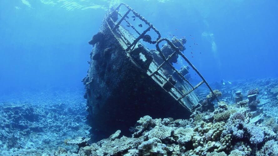 The Mysteries of Collapsed Ships Under Bermuda’s Water