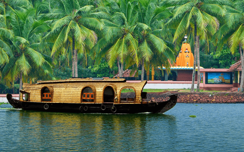 8 Reasons Kerala is Known as the God’s Own Country!