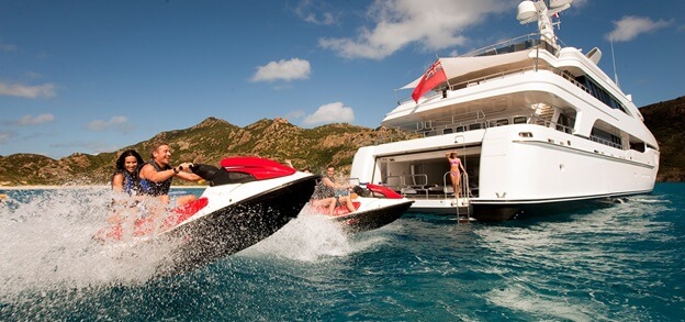Why You Should Consider Yacht Charters in Miami on your Next Vacation